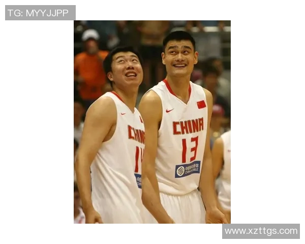 姚明与姚建军的传奇故事：从篮球场到家庭的温情岁月