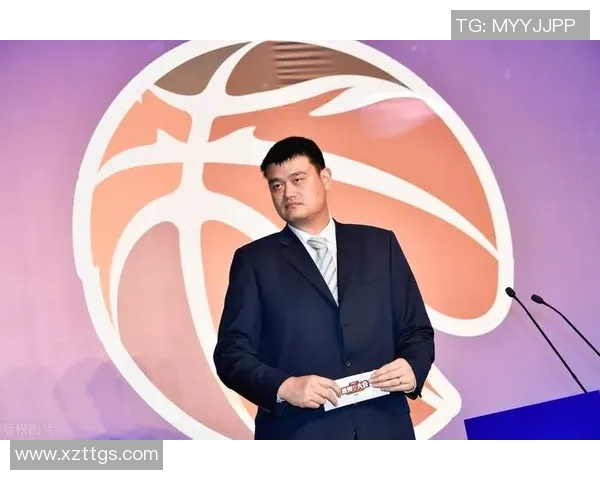 星曜姚明：从篮球巨星到文化象征的传奇人生与影响力探讨